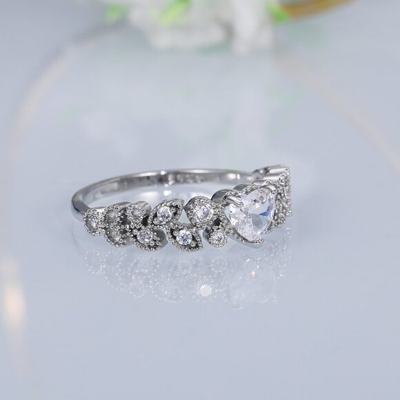 🔥Heart shape CZ Eternity 925 Silver Plated Fashion Ring for Women, L089 - Picture 2 of 10